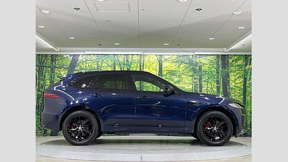 F-Pace 7