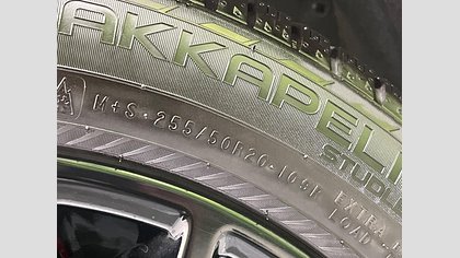 F-Pace 22