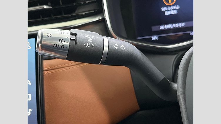 2020 認定中古車 Jaguar F-Pace Portofino Blue 2.0L I4 Pet Mid DOHC AJ200 R-DYNAMIC HSE