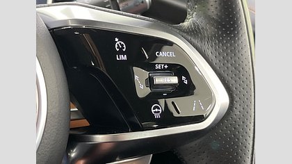 F-Pace 18