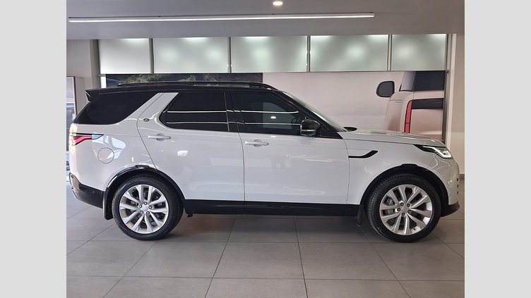 2022 Approved Land Rover Discovery Fuji White All Terrain DISCOVERY 3.0TD SE R-DYNAMIC (D300)