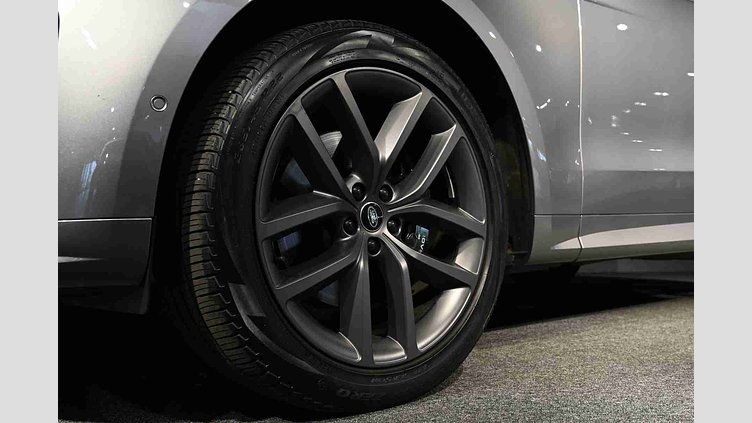 2024 Begagnad Land Rover Range Rover Sport Eiger Grey AWD D300 Dynamic HSE