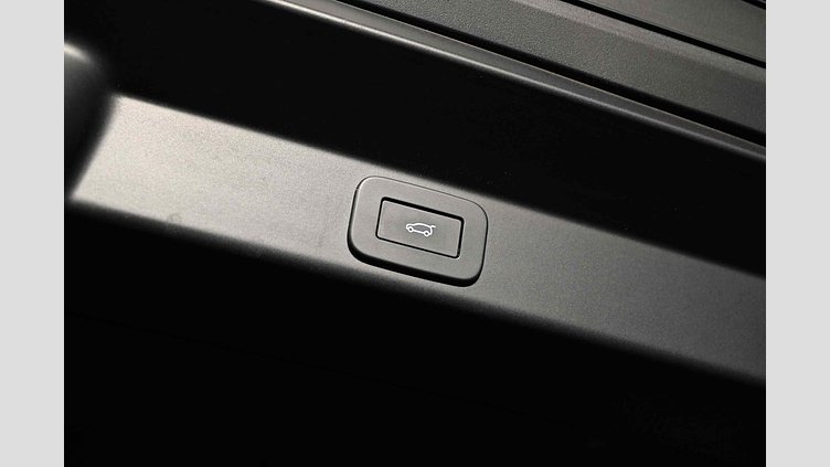 2024 Begagnad Land Rover Range Rover Sport Eiger Grey AWD D300 Dynamic HSE