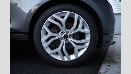 Range Rover Velar 8