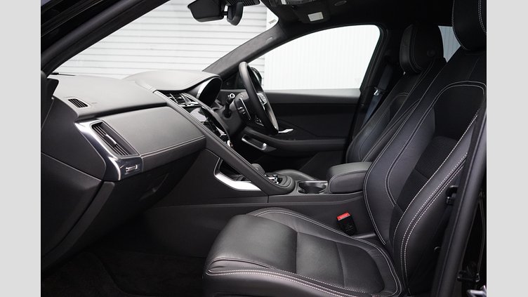 2021 認定中古車 Jaguar E-Pace Santorini Black 2.0 litre i4D R-Dyanamic S　D200