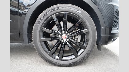 E-Pace 8