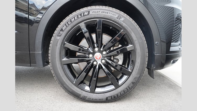 2021 認定中古車 Jaguar E-Pace Santorini Black 2.0 litre i4D R-Dyanamic S　D200