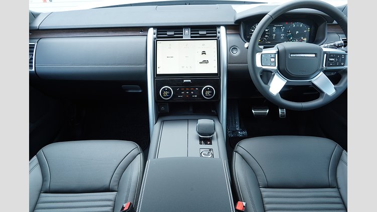 2025 認定中古車 Land Rover Discovery Fuji White 3.0 litre i6D Dynamic HSE D350
