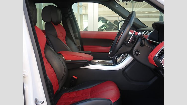 2017 認定中古車 Land Rover Range Rover Sport Fuji White 3.0 litre V6 Supercharged Petrol オートバイオグラフィーダイナミック