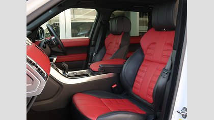 Range Rover Sport 44