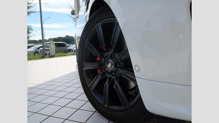 2017 認定中古車 Land Rover Range Rover Sport Fuji White 3.0 litre V6 Supercharged Petrol オートバイオグラフィーダイナミック