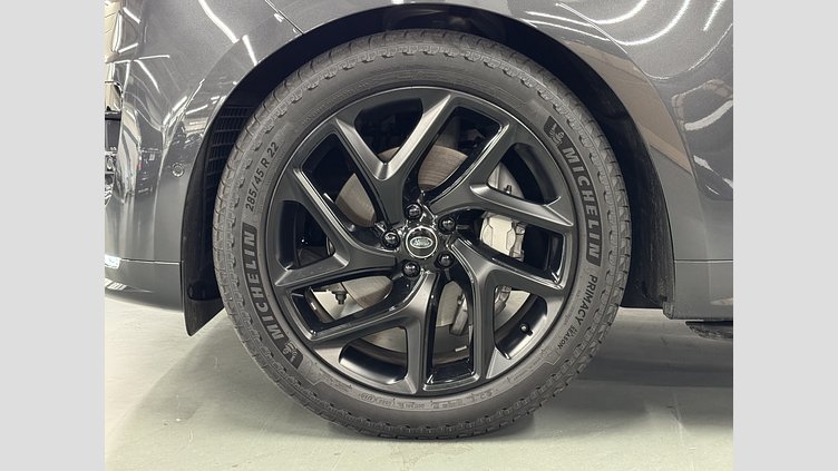2024 認定中古車 Land Rover Range Rover Sport カルパチアングレイ D300マイルドハイブリッド スタンダードホイールベース Dynamic SE