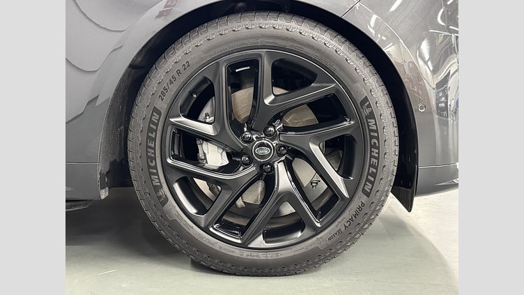 2024 認定中古車 Land Rover Range Rover Sport カルパチアングレイ D300マイルドハイブリッド スタンダードホイールベース Dynamic SE