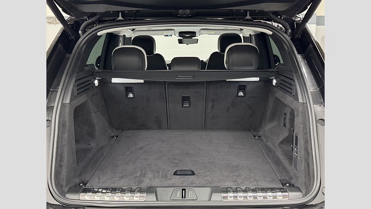 2024 認定中古車 Land Rover Range Rover Sport カルパチアングレイ D300マイルドハイブリッド スタンダードホイールベース Dynamic SE