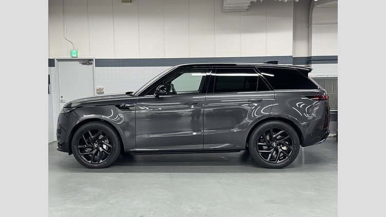 2024 認定中古車 Land Rover Range Rover Sport カルパチアングレイ D300マイルドハイブリッド スタンダードホイールベース Dynamic SE