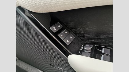 Range Rover Velar 28