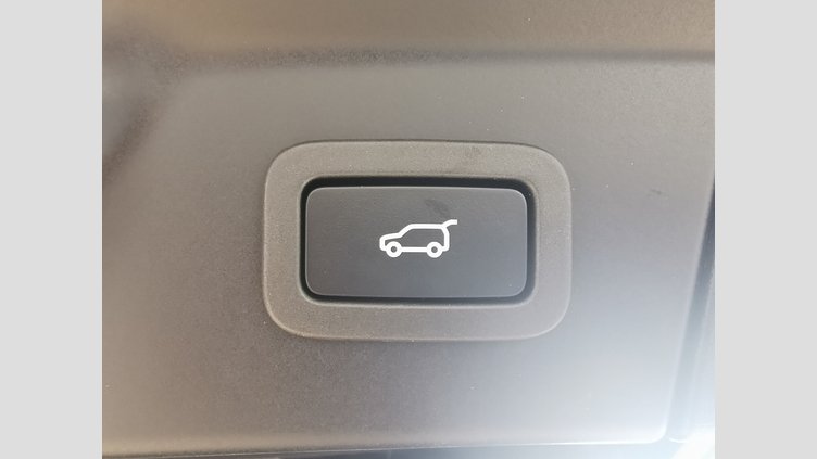 2022 認定中古車 Land Rover Range Rover Velar Charente Grey 2.0 litre i4P オーリックエディション　P250