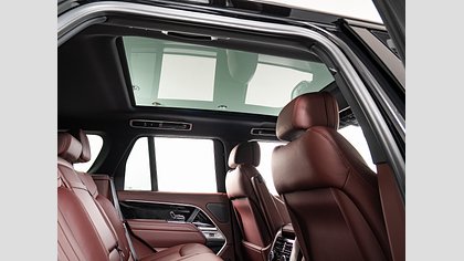 Range Rover 22