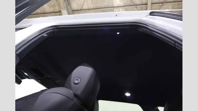 2025 認定中古車 Land Rover Range Rover Evoque フジホワイト プラグインハイブリッド（ガソリン） SWB S