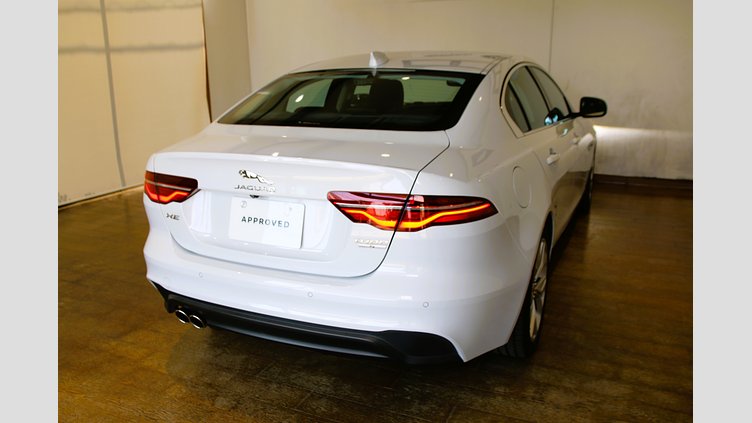 2020 認定中古車 Jaguar XE Yulong White 2.0 litre i4D Diesel S