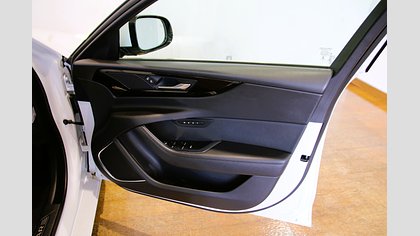 XE 24