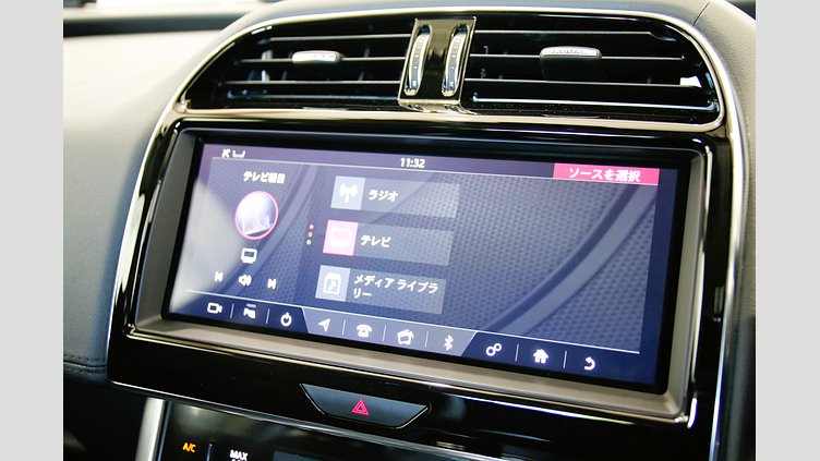 2020 認定中古車 Jaguar XE Yulong White 2.0 litre i4D Diesel S