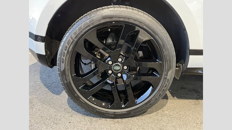 2019 認定中古車 Land Rover Range Rover Evoque ユーロンホワイト D180 FIRST EDITION