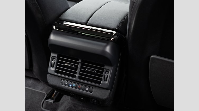 2024 認定中古車 Land Rover Range Rover Evoque オストゥーニパールホワイト プラグインハイブリッド（ガソリン） AUTOBIOGRAPHY　P300e
