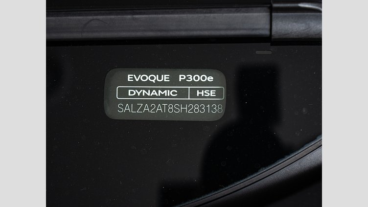 2024 認定中古車 Land Rover Range Rover Evoque サントリーニブラック プラグインハイブリッド（ガソリン） Standard Wheelbase DYNAMIC HSE