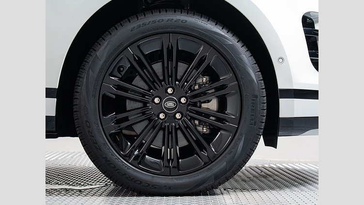 2024 認定中古車 Land Rover Range Rover Evoque フジホワイト プラグインハイブリッド（ガソリン） Standard Wheelbase DYNAMIC HSE