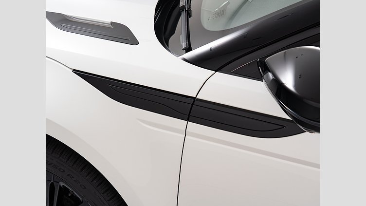 2024 認定中古車 Land Rover Range Rover Evoque フジホワイト プラグインハイブリッド（ガソリン） Standard Wheelbase DYNAMIC HSE