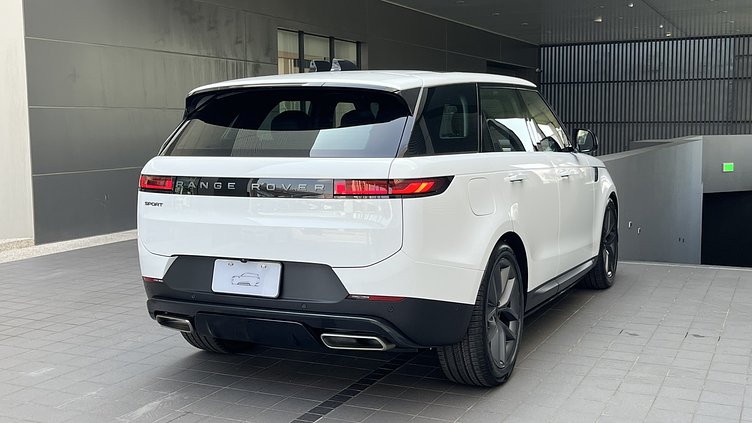 2026 新車 Land Rover Range Rover Sport (1AA) 富士白　Fuji White P400 Petrol Mild Hybrid 標準軸距 S