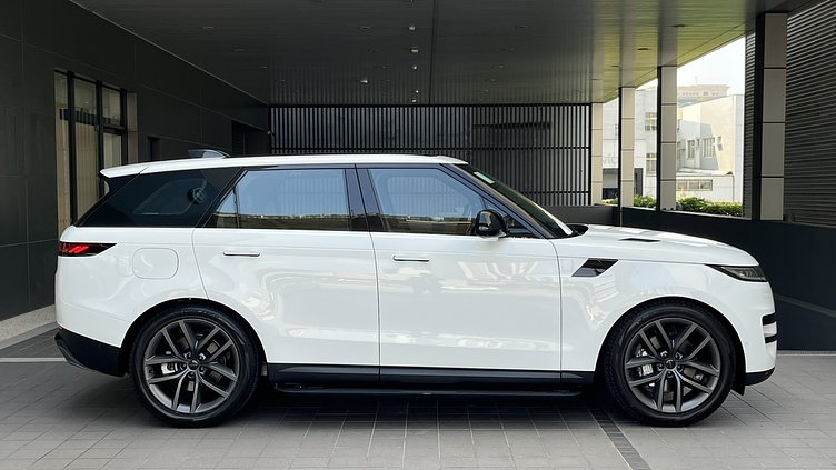 2026 新車 Land Rover Range Rover Sport (1AA) 富士白　Fuji White P400 Petrol Mild Hybrid 標準軸距 S