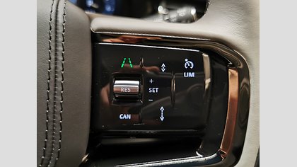 Range Rover Velar 24