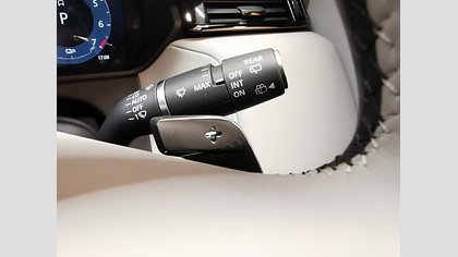 Range Rover Velar 28