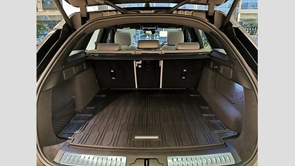 Range Rover Velar 14