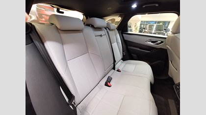 Range Rover Velar 4
