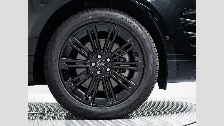 2024 認定中古車 Land Rover Range Rover Evoque サントリーニブラック プラグインハイブリッド（ガソリン） Standard Wheelbase DYNAMIC HSE