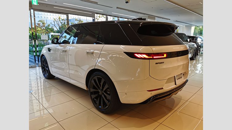 2025 認定中古車 Land Rover Range Rover Sport オストゥーニパールホワイト D300マイルドハイブリッド SWB Dynamic HSE