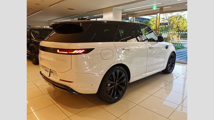 2025 認定中古車 Land Rover Range Rover Sport オストゥーニパールホワイト D300マイルドハイブリッド SWB Dynamic HSE