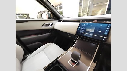 Range Rover Velar 40