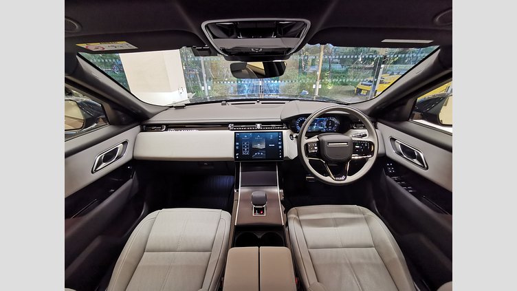 2025 認定中古車 Land Rover Range Rover Velar カルパチアングレイ P400eプラグインハイブリッド（ガソリン） スタンダードホイールベース Dynamic SE