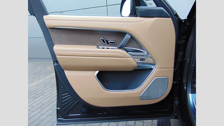 2024 Вживаний Land Rover Range Rover Santorini Black D350 Дизель MHEV Стандартна колісна база Autobiography
