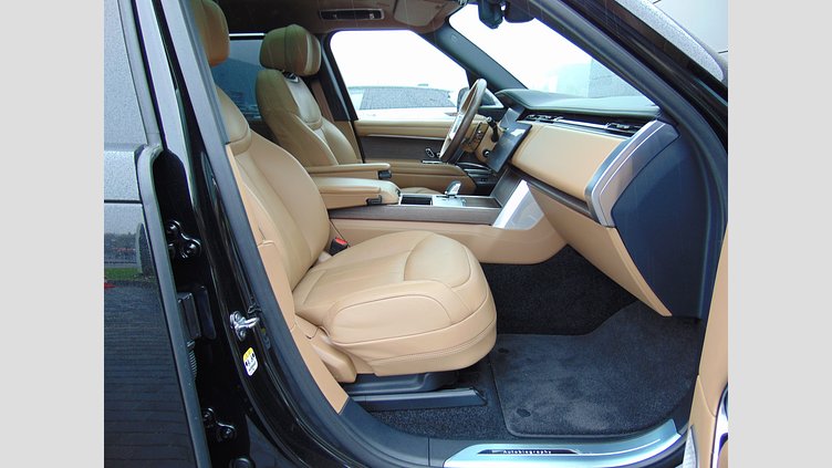 2024 Вживаний Land Rover Range Rover Santorini Black D350 Дизель MHEV Стандартна колісна база Autobiography