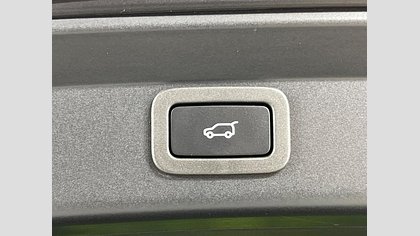 I-Pace 43