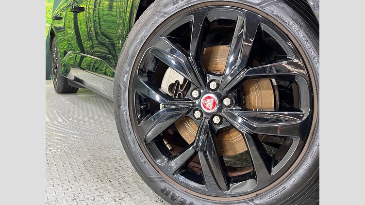 2021 認定中古車 Jaguar I-Pace サントリーニブラック EV400 HSE