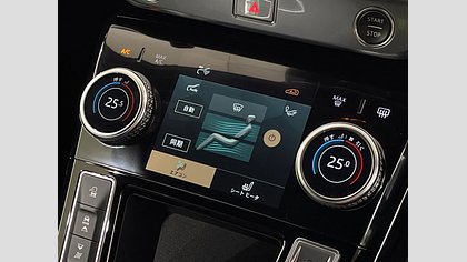 I-Pace 32