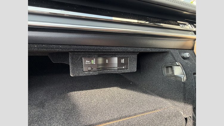 2024 認定中古車 Land Rover Range Rover Sport サントリーニブラック D300マイルドハイブリッド スタンダードホイールベース Dynamic HSE