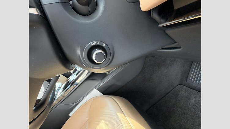 2024 認定中古車 Land Rover Range Rover Sport サントリーニブラック D300マイルドハイブリッド スタンダードホイールベース Dynamic HSE