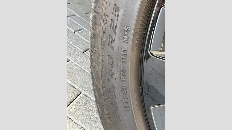 2024 認定中古車 Land Rover Range Rover Sport サントリーニブラック D300マイルドハイブリッド スタンダードホイールベース Dynamic HSE